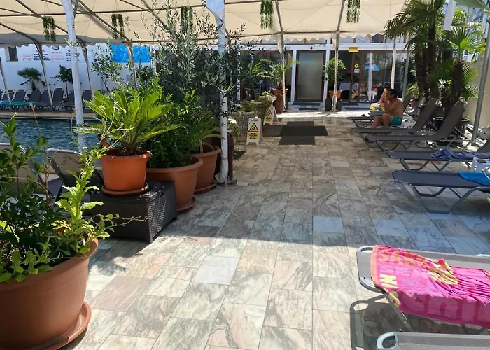 Hotel Ostrov